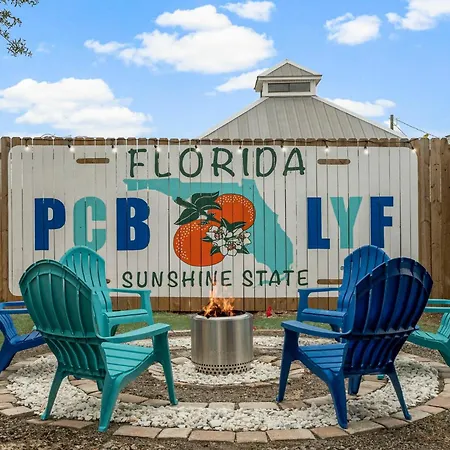 Summer Sizzle Sale! Walk To Beach - Large Private Yard - Fire Pit - Dog Friendly